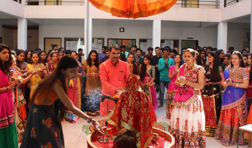 Saraswati Institute of Pharmaceutical Sciences Gandhinagar Students Life photo 7